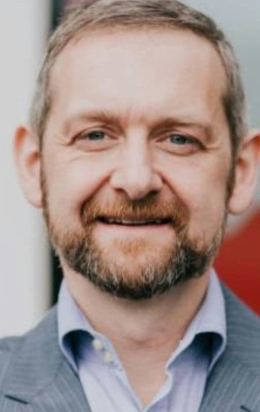 Dr. Christopher Mayr